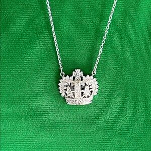 Elegant Silver Crown Pendant Necklace